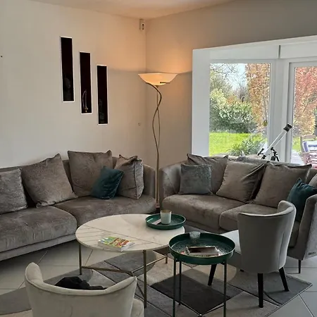 Recente 4 Chambres, Piscine Chauffee A - Fr-1-487-380 Holiday home Bavent