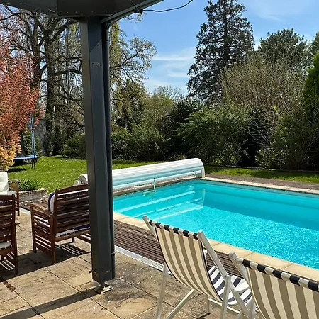 Moderne 4 Avec Grande Piscine Chauffee - Fr-1-487-380 *